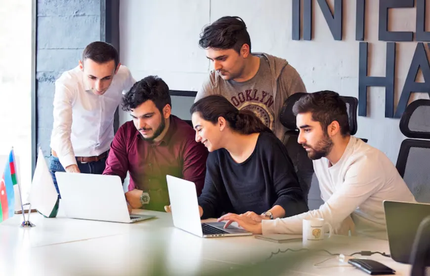 online-mca-vs -b.tech-which-is-better-for-a-software-job-in-india-in-2026-Image.webp